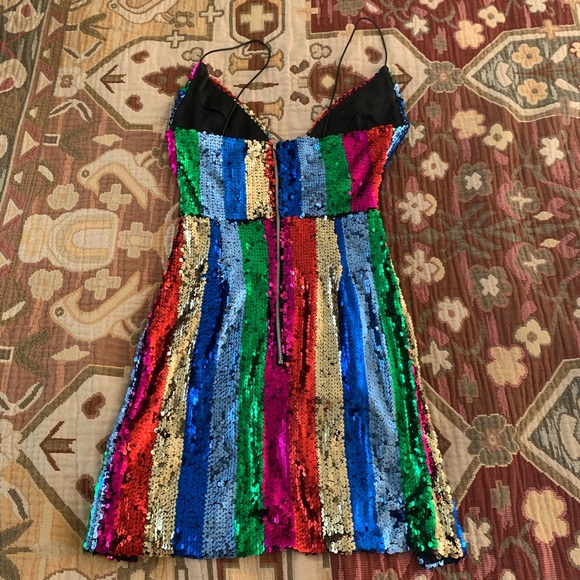 Pretty Little Thing | Sequin Dress with Cutout | Size 0 - Picture 7 of 7